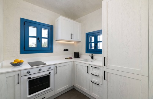Kalathos House | Kalathos Square Luxury Suites