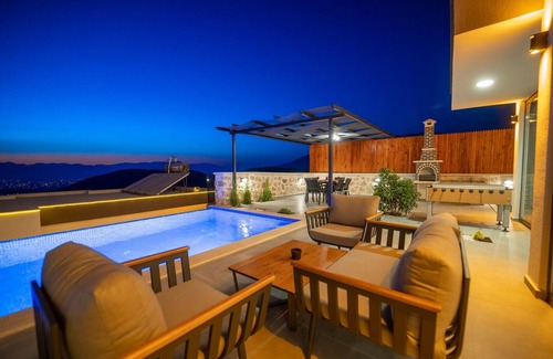 Liman Mahallesi Villa | Kalkan merkeze ve plajlara çok yakın