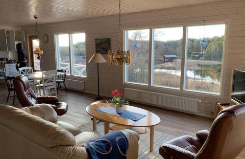 Odkarby House | Kalles, skärgårdsidyll med utsikt över Hamnsundet
