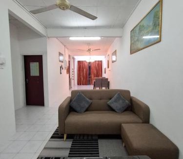 Kuala Terengganu Apartment | KAMELIA RESTHOUSE - GONG BADAk