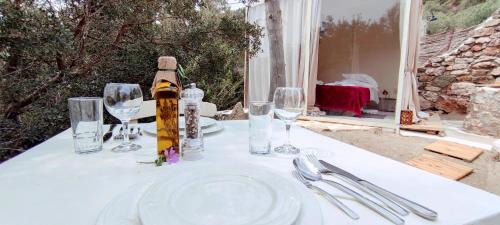 Zaros House | Kamihis Farm House Experience
