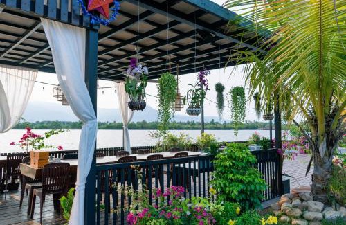 Traeuy Kaoh Villa | Kampot Holiday Villa