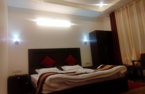 Sitapur House | Kanha Heli Resorts, Triyuginarayan