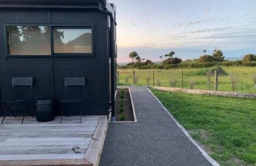 Hapuku House | Kanuka Terrace - The Little Black House