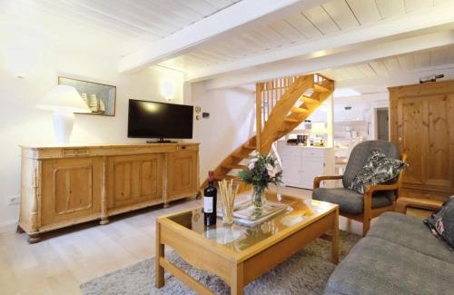 Flensburg Apartment | Kapitänswohnung- Charmant wohnen in der Altstadt zentral & gemütlich mit Parkplatz!