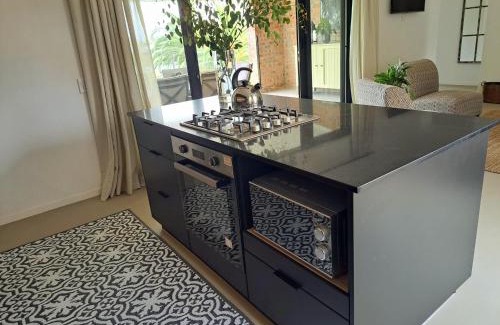 Riebeek Kasteel Villa | KARENINA'S Self-catering Accommodation