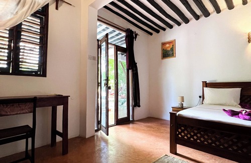 Mkunguni House | Karibu Maisha Lodge