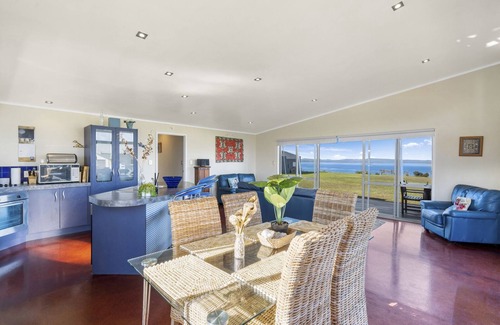 Karkari Peninsula House | Karikari Beach House - Rangiputa Holiday Home