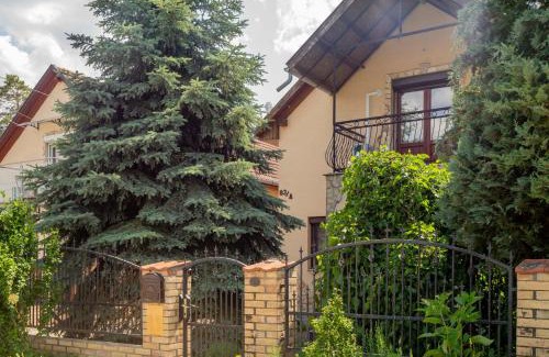Velence House | Karnevál Vendégház