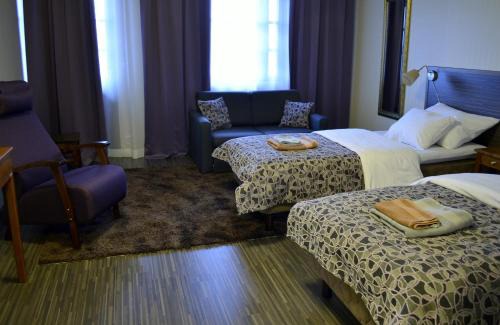 Reisjarvi Hotel | Kartanohotelli Saari