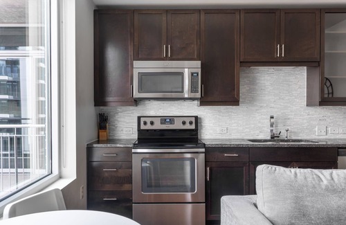 Waller Creek District Apartment | Kasa | Comfy Studio with Amenity Access | Austin