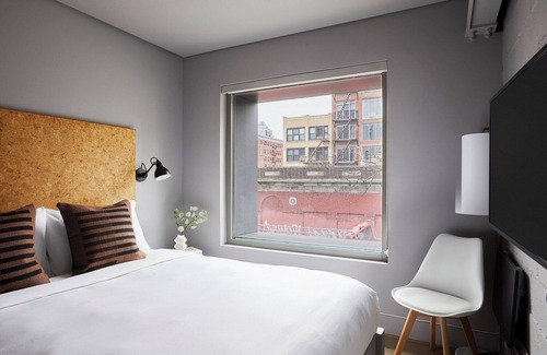 Bowery Hotel | Kasa Lantern LES | Stylish Space in NYC
