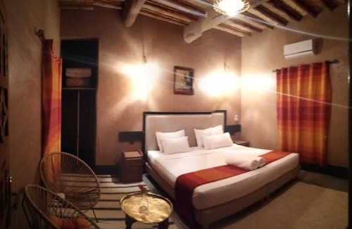 Skoura Hotel | Kasbah dar Bahnini at the palm grove of Skoura just 36 km from Ouarzazate