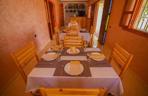 El Bour Bed & Breakfast | Kasbah Roseville