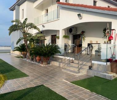 Pano Lefkara House | Kasparis View Residence