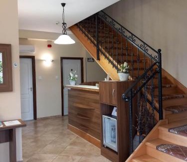 Oroszlany House | Kata Panzió