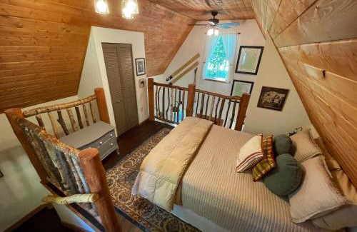 Sandpoint Ski Chalet | Kataluma Inn, Sandpoint, Idaho - Entire Cozy Cabin, Pet Friendly