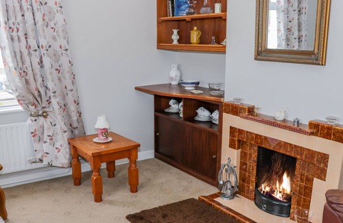 Ballina Cottage | KATE'S COTTAGE, pet friendly, with open fire in Ballina, County Mayo