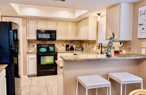 Katy House | Katy Hideaway