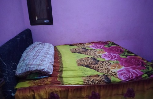 Tamansuruh House | Kawah Ijen Guest House