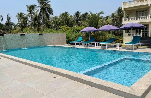Shiroda Resort | Kay's By The Sea