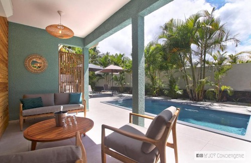Etang Sale Les Bains Villa | Kaz Vavang magnifique villa 4 ETOILES piscine chauffée