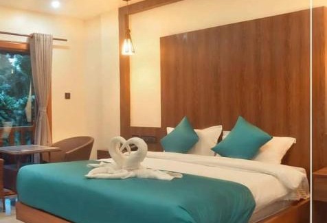 Sauraha Bed & Breakfast | KC's Home