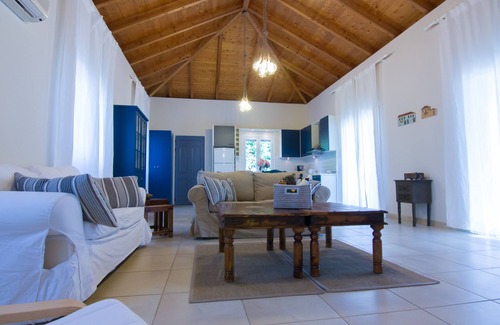 Lixouri Villa | Kefalonia Ammos Private Villa