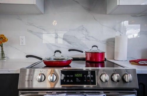 Edmonton House | Kelvin - Modern Renovated Home Near Downtown!
