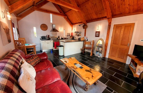 Glencoe Cottage | Kentra Cottage, Glencoe. A Romantic Highland Retreat. 5 Star guest Rated.