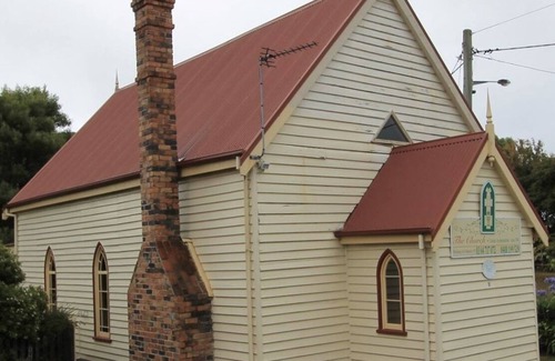 Strahan Cottage | Kerrellie Cottages