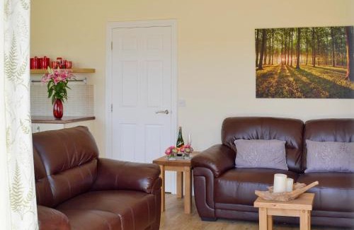 Peterlee House | Kestral Cottage
