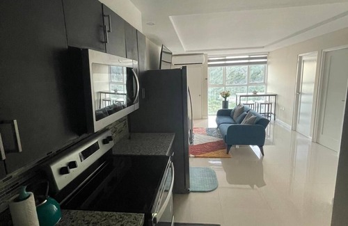 Portmore Apartment | Kesue's Bellevue 2Br apartment, steps away from the beach!