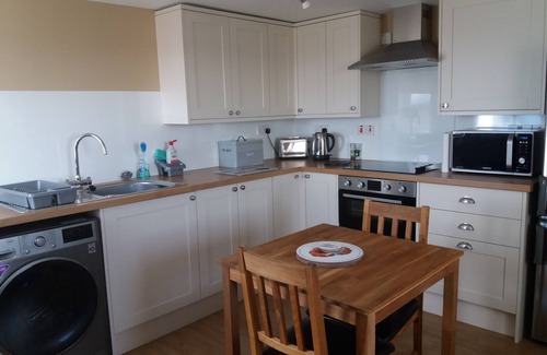 Baleshare Cottage | KETTLE COTTAGE - Pet friendly, cosy Hebridean Cottage on North Uist