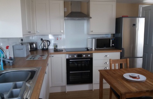 Baleshare Cottage | KETTLE COTTAGE - Pet friendly, cosy Hebridean Cottage on North Uist