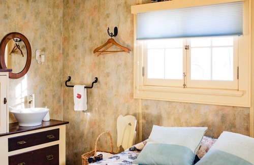 Eagle Bed & Breakfast | Kettle Moraine Cottage Bed & Breakfast