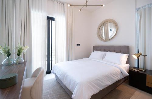 Business Bay Apartment | Keyrock Living - Binghatti Canal Sky Retreat