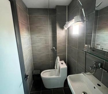 Hung Nguyen Hotel | Khách Sạn Mỹ Hạnh
