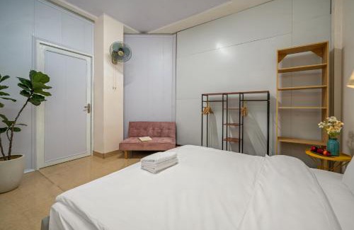 Hai Chau Villa | Khải Villa Private Pool 6BR Walk to Han Market and Han River