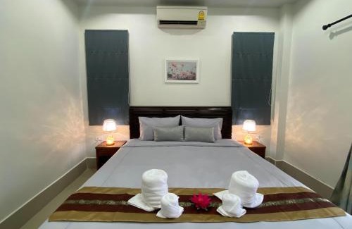 Khao Lak Bed & Breakfast | Khaolak Beachhouse Keroro