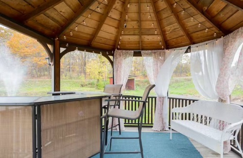Fort Edward House | Kid-Friendly Camping - 15 minutes to Six Flags!