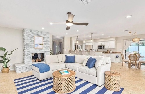Raskin Estates House | Kierland-BackyardParadise-Heated Pool-HotTub-Game Room