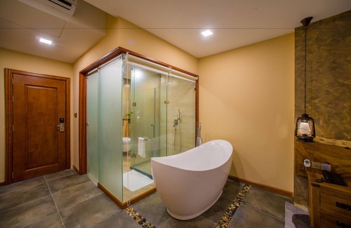Dharavandhoo Hotel | Kiha Beach