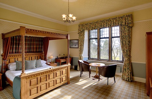 Invergordon Hotel | Kincraig Castle Hotel