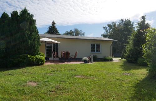 Bannemin Apartment | Kinderfreundliches Ferienhaus mit