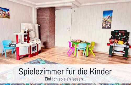 Rixfeld House | Kindertraum - Spielplatz - Spielzimmer - Terrasse mit Grill - Garten - wandern - 3 Schlafzimmer bis 9 Personen - Ferienhaus Taufstein 2