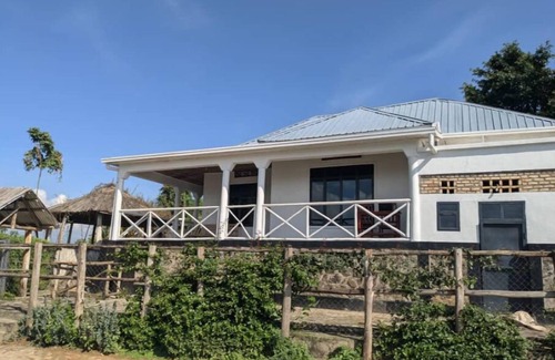 Ruhondo Apartment | KING ROOM located in Lake view and Volcanos view