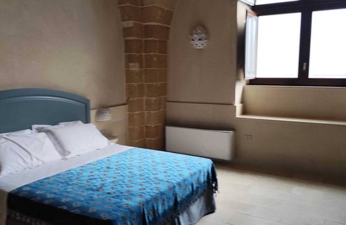 Felline Bed & Breakfast | King Suite with Private Jacuzzi - Charming in Felline | Borgo Don Ciccio