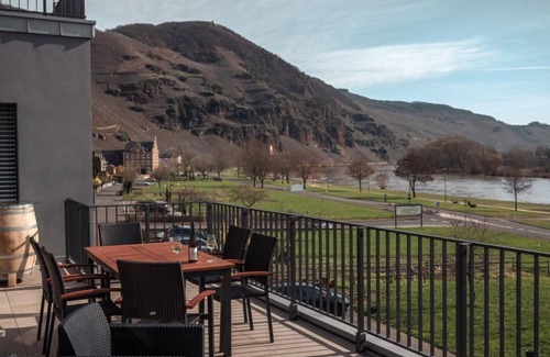 Uerzig Apartment | Kingdom of Heaven - Mosel Palais