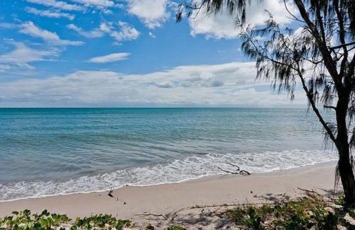 Toogoom House | Kingfisher by the Sea